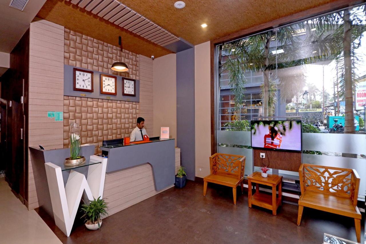 Hotel Wilton Sultan Bathery Ngoại thất bức ảnh