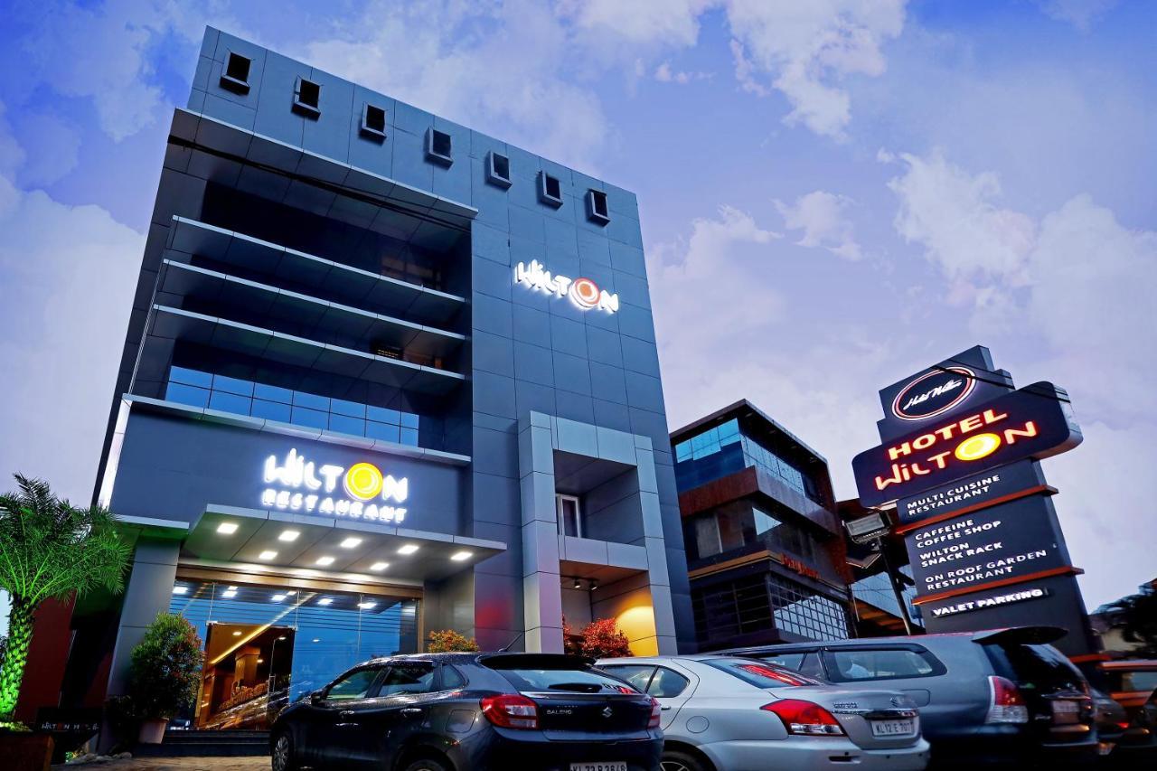 Hotel Wilton Sultan Bathery Ngoại thất bức ảnh