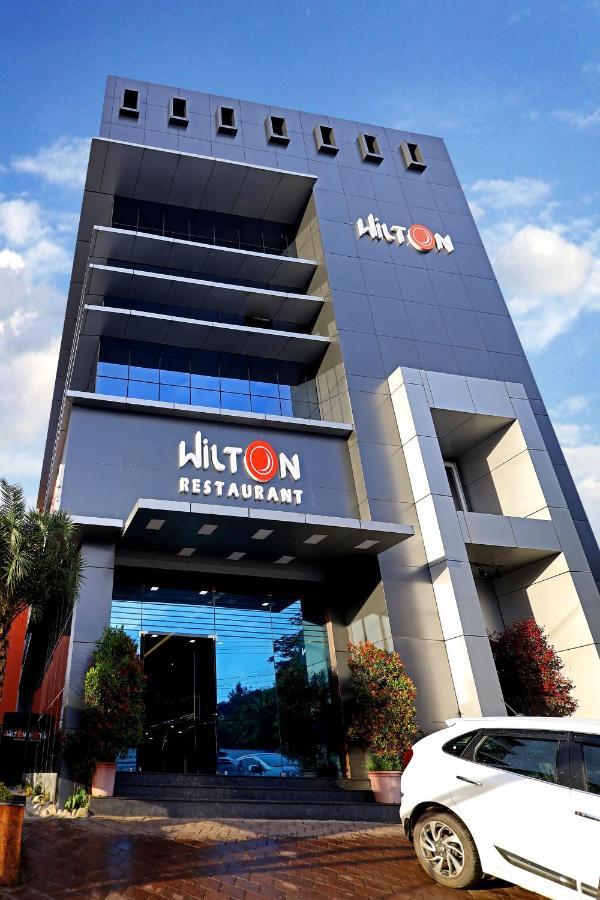 Hotel Wilton Sultan Bathery Ngoại thất bức ảnh